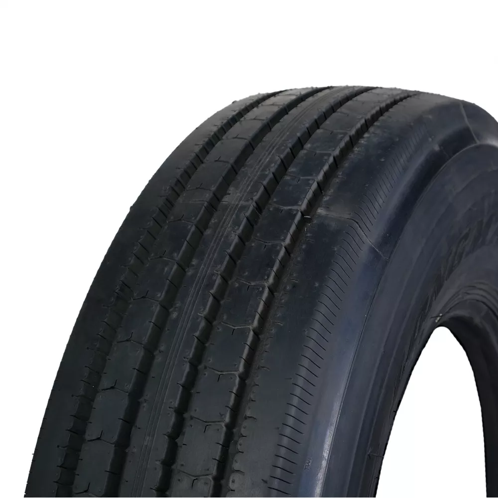 Грузовая шина 295/80 R22,5 Long March LM-216 18PR в Заводоуковске