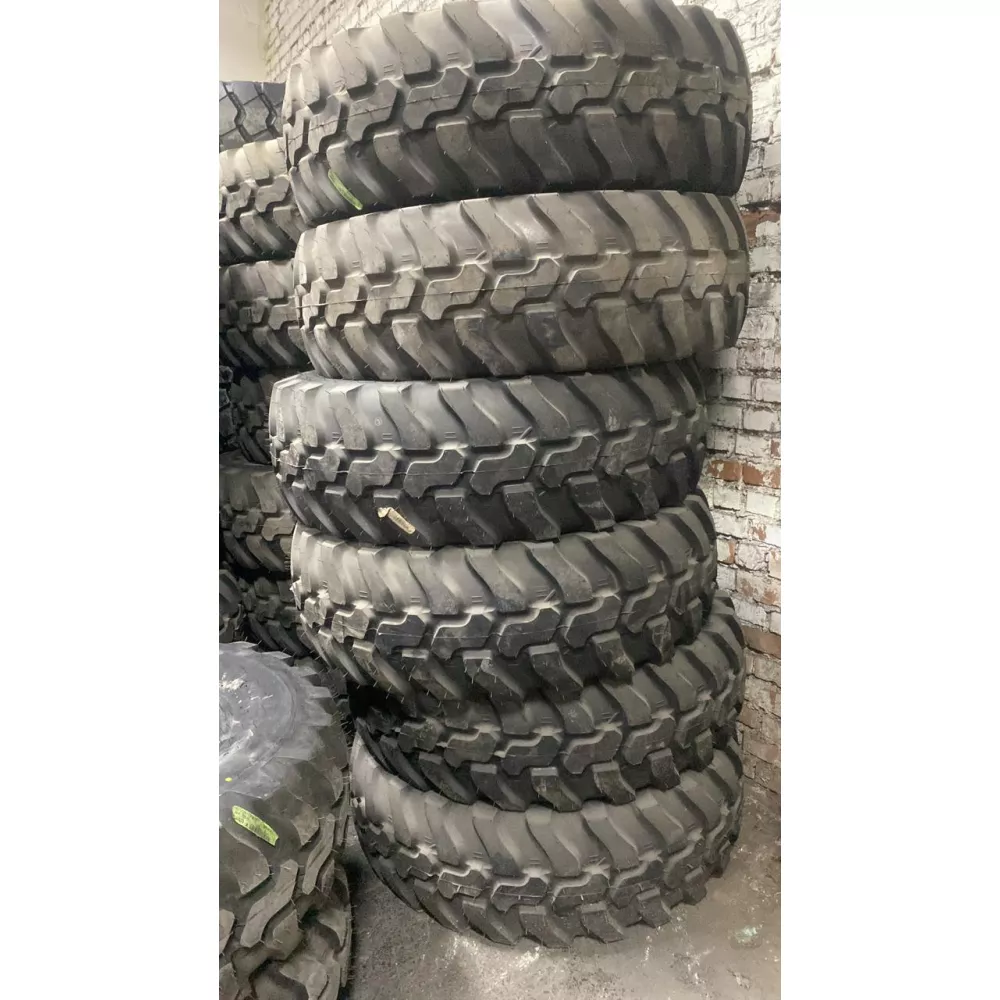 Спецшина 405/70/24 Dunlop sp t9  в Заводоуковске